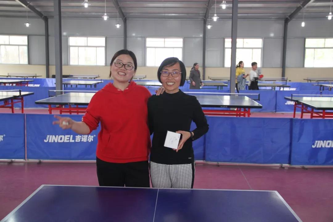 1562117497282311.jpg 女单冠军.jpg